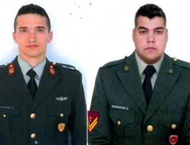 Τουρκία προς ΕΕ: «Να μας δώσουν τους 8 Τούρκους πραξικοπηματίες και οι 2 Έλληνες θα έχουν δίκαια δίκη»!